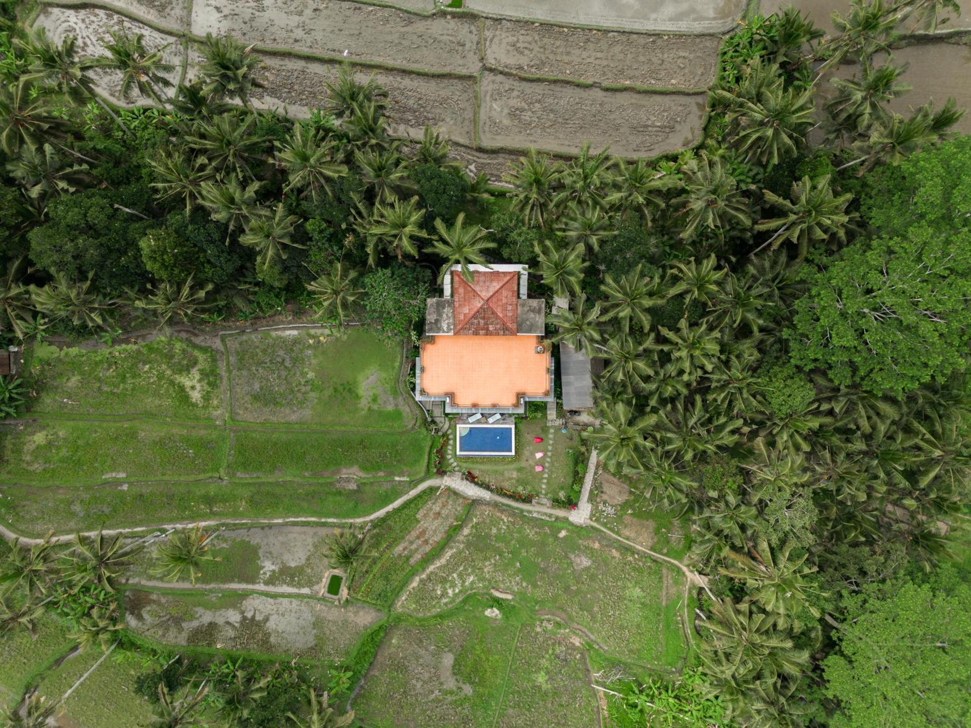 Adhidrawa Ubud Exterior photo