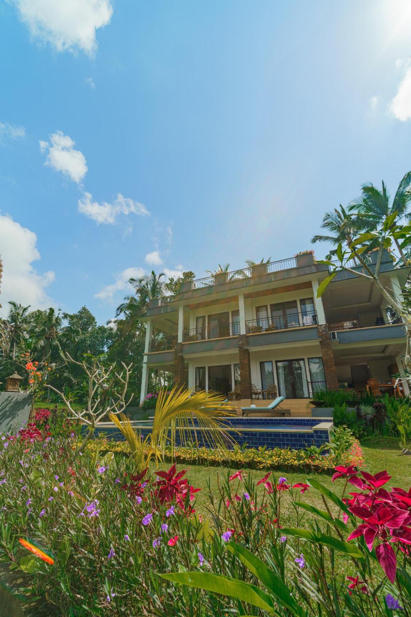 Adhidrawa Ubud Exterior photo