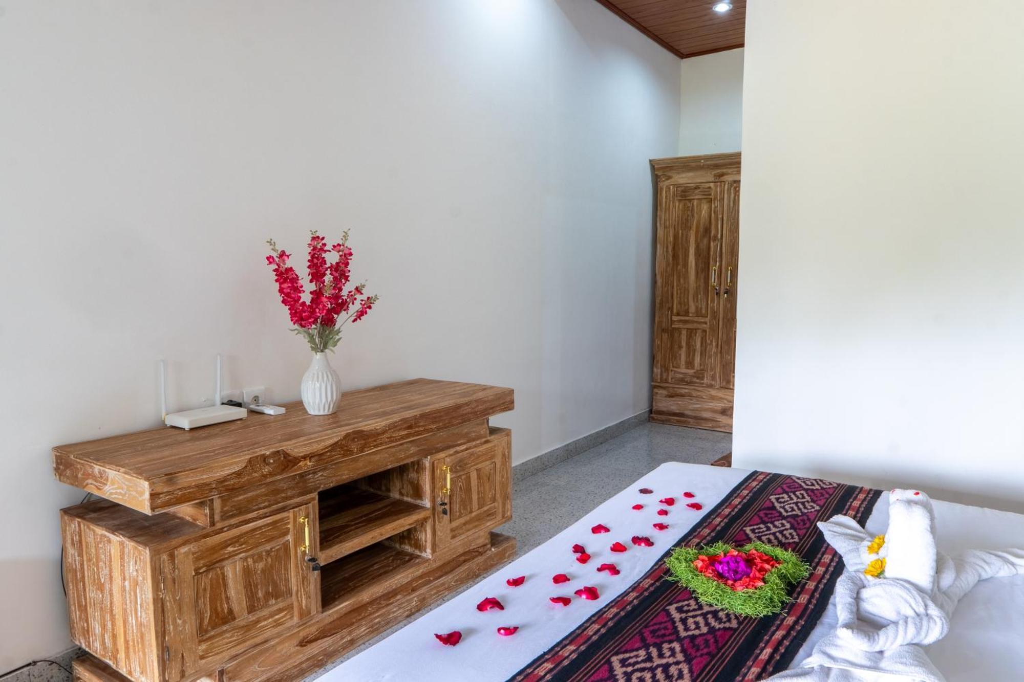 Adhidrawa Ubud Exterior photo